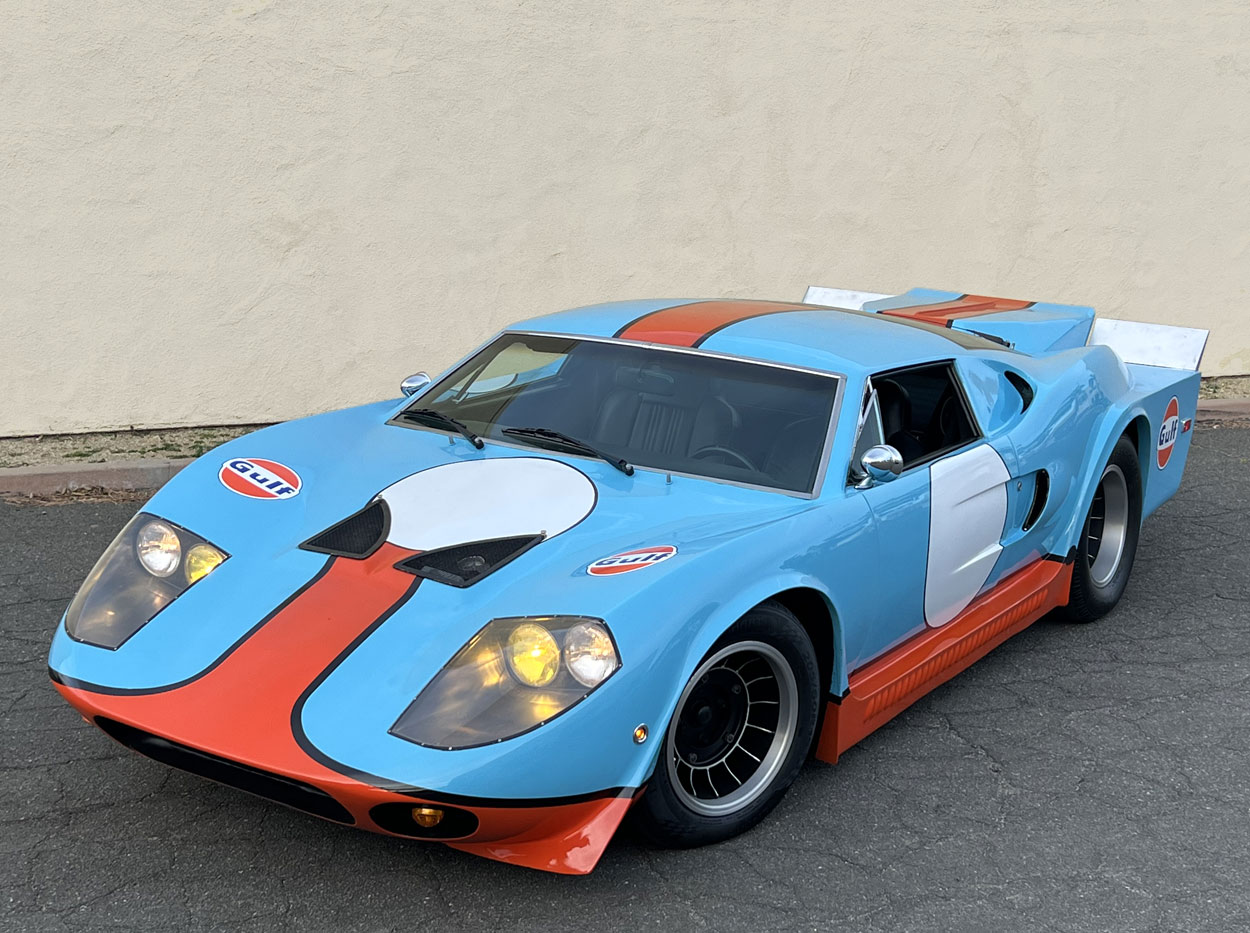 Fiberfab GT40 left-front image